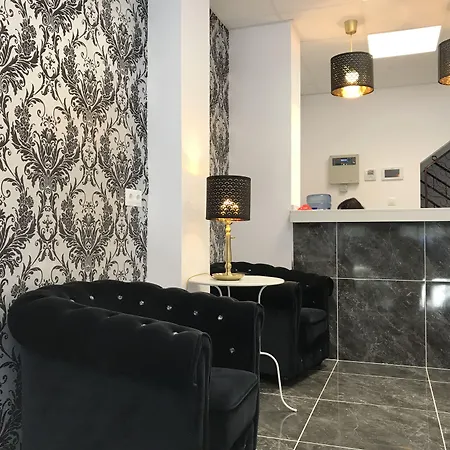 Boutique Centro Bbb Auto Check In Hotel