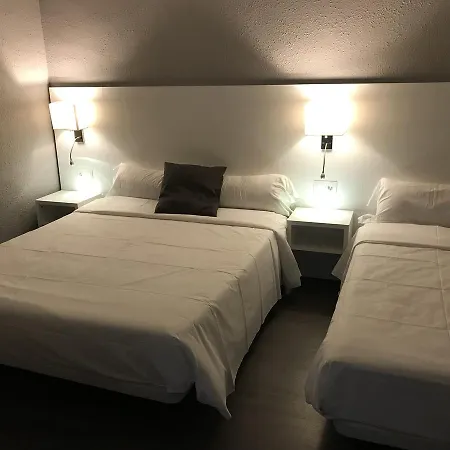 Boutique Centro Bbb Auto Check In Hotel 2*