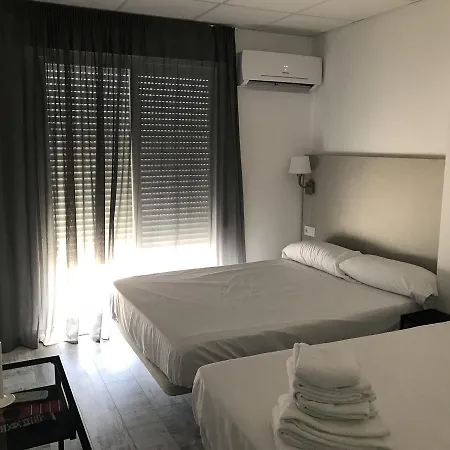 Boutique Centro Bbb Auto Check In Hotel 2*