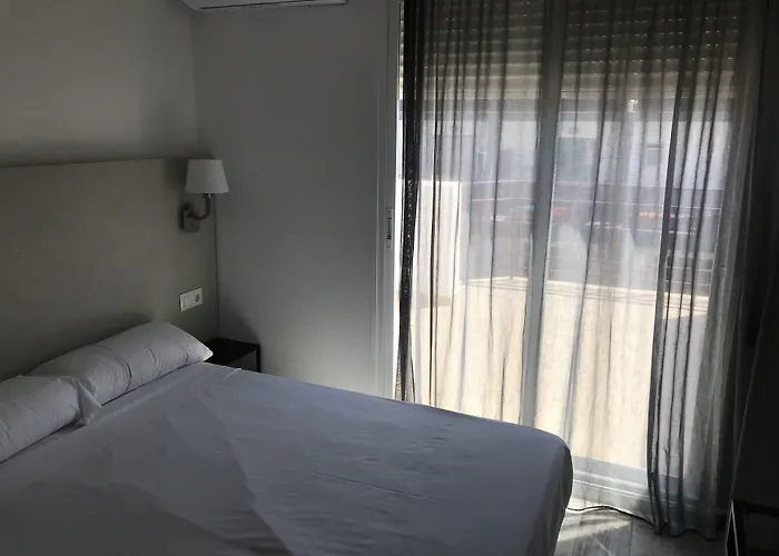 Boutique Centro Bbb Auto Check In 2* Benidorm