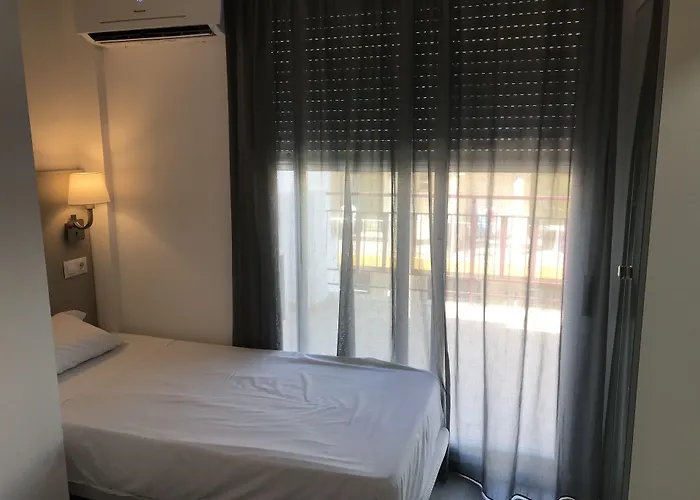 فندق Boutique Centro Bbb Auto Check In بينايدورم
