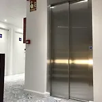 Boutique Centro Bbb Auto Check In Otel Benidorm