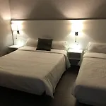 Boutique Centro Bbb Auto Check In Otel 2*