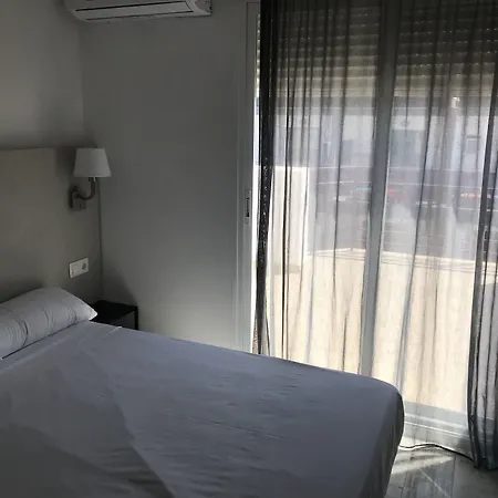 Boutique Centro Bbb Auto Check In 2* 貝尼多姆