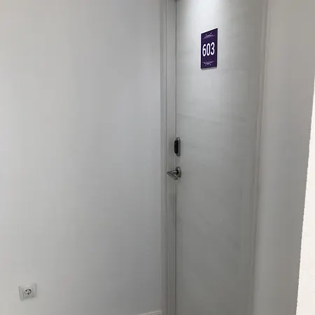 Boutique Centro Bbb Auto Check In 2* 貝尼多姆