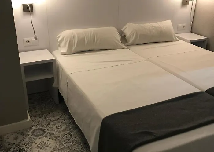 Boutique Centro Bbb Auto Check In 2* Benidorm