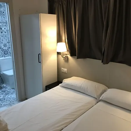 Hotell Boutique Centro Bbb Auto Check In 2*