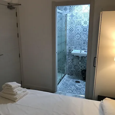 Boutique Centro Bbb Auto Check In Hotell 2*